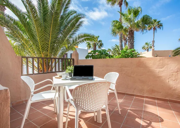 Oasis Duna_ Casa Elena Pool * Corralejo