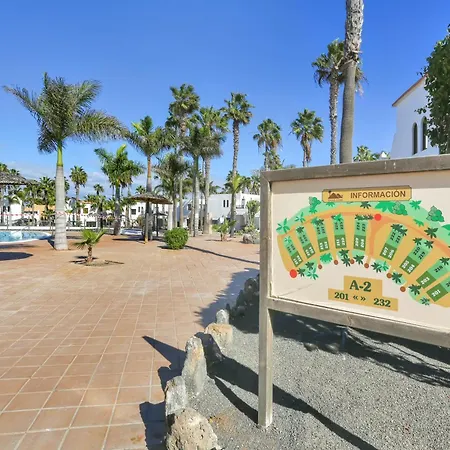 Oasis Duna_ Casa Elena Pool * Corralejo