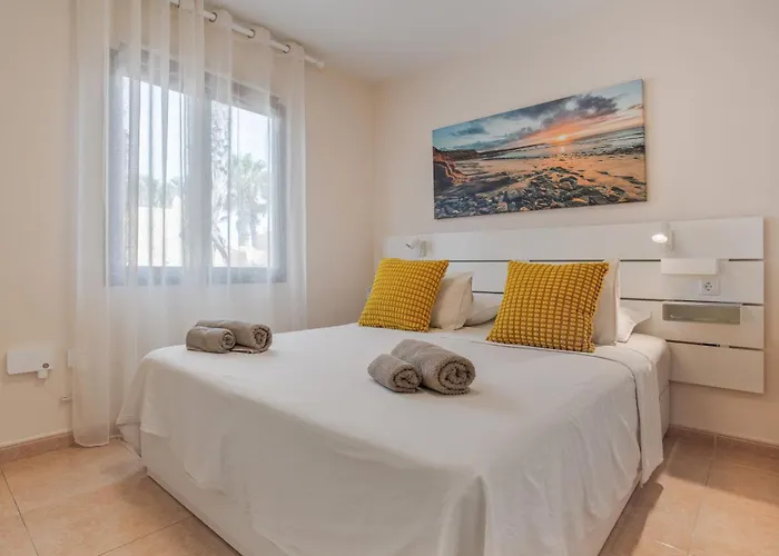 Oasis Duna_ Casa Elena Pool Corralejo